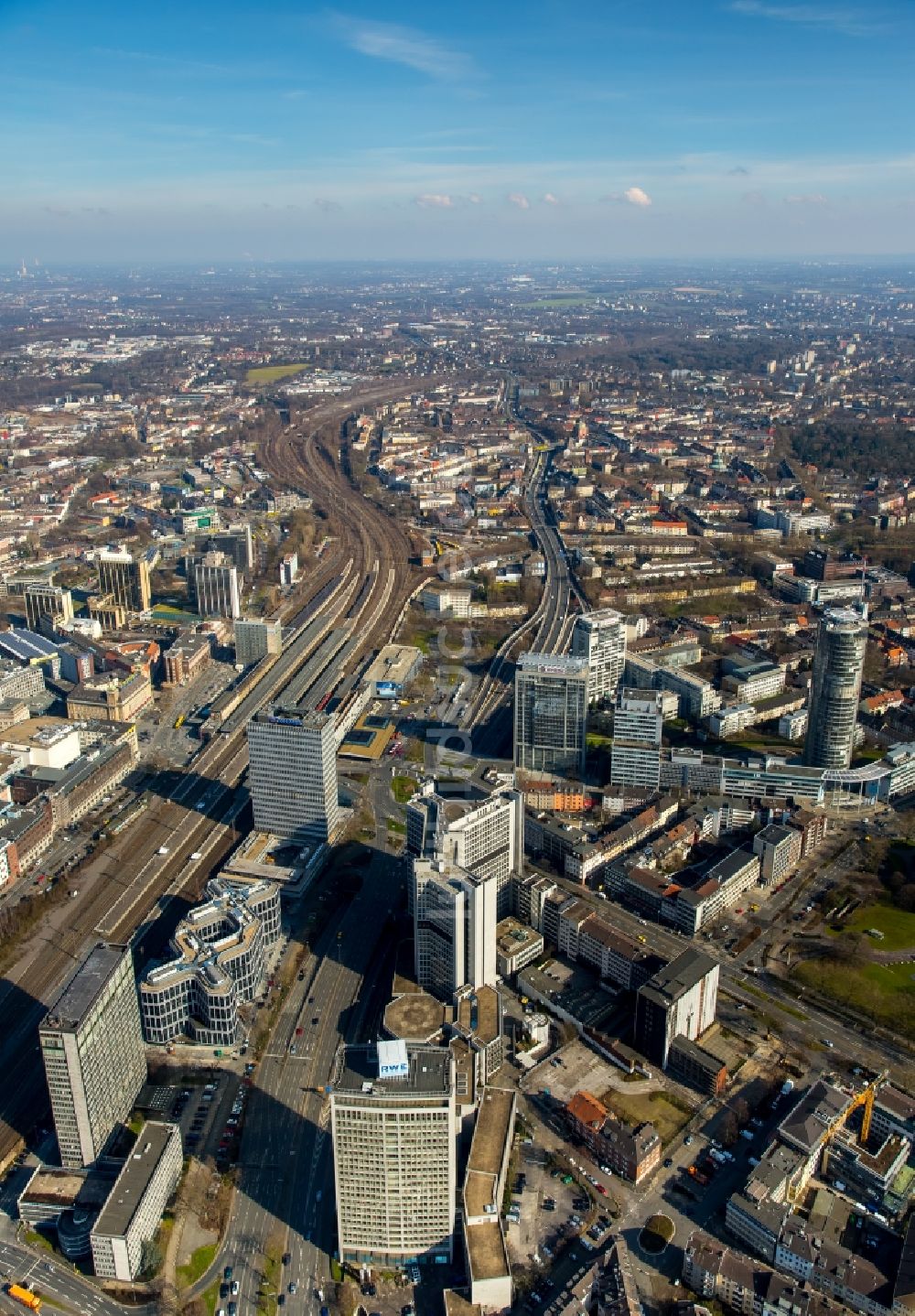 Essen von oben - Stadtteil Südviertel im Stadtgebiet in Essen im Bundesland Nordrhein-Westfalen