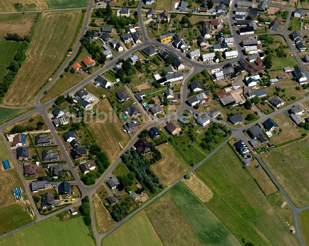 Beuren (Hochwald) von oben - Stadtteil im Stadtgebiet in Beuren (Hochwald) im Bundesland Rheinland-Pfalz