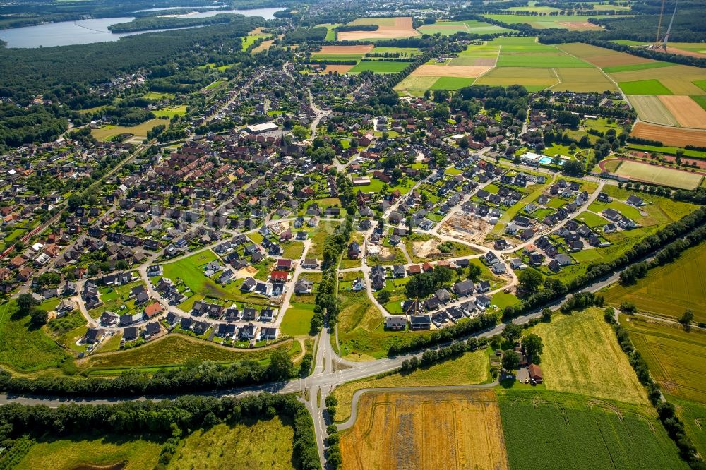 Luftaufnahme Haltern am See - Stadtteil Sythen im Stadtgebiet in Haltern am See im Bundesland Nordrhein-Westfalen