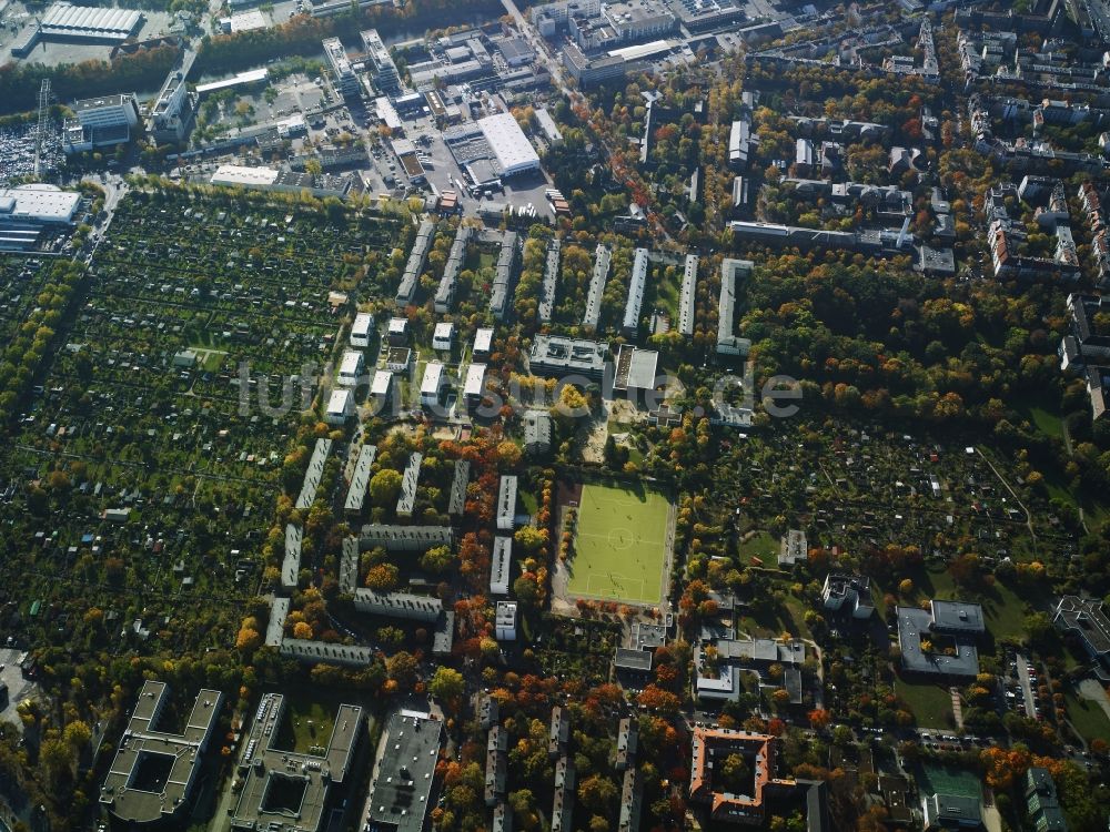 Berlin aus der Vogelperspektive: Stadtteil Tempelhof-Schöneberg im Stadtgebiet in Berlin