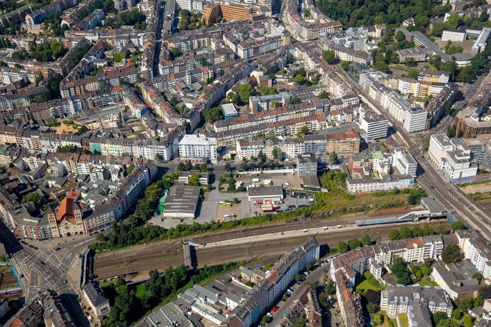 Düsseldorf von oben - Stadtteil Wehrhahn im Stadtgebiet in Düsseldorf im Bundesland Nordrhein-Westfalen