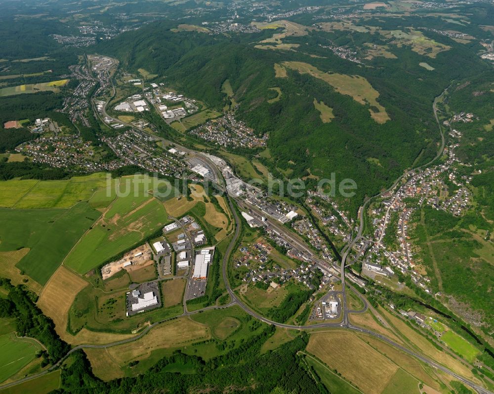 Idar-Oberstein Weierbach-Nahbollenbach aus der Vogelperspektive: Stadtteil Weierbach-Nahbollenbach im Stadtgebiet in Idar-Oberstein im Bundesland Rheinland-Pfalz