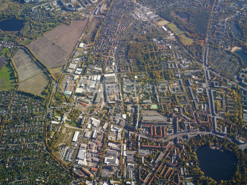 Luftaufnahme Berlin Weißensee - Stadtteil Weißense im Stadtgebiet in Berlin