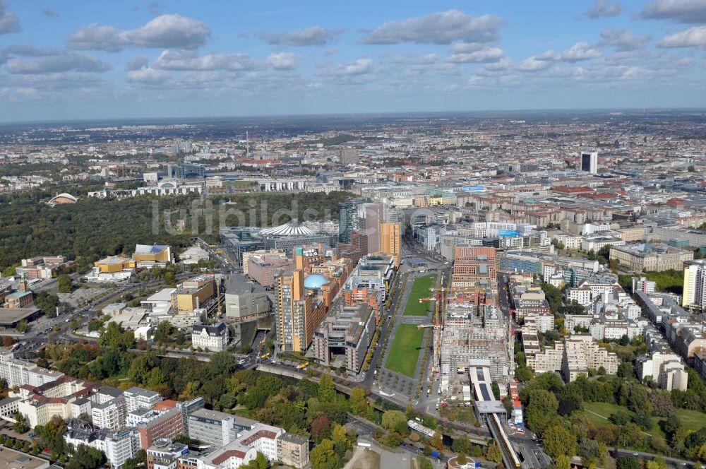 Luftbild Berlin - Stadtteilanicht Potsdamer Platz mit den Park Kolonaden in Berlin Mitte Tiergarten