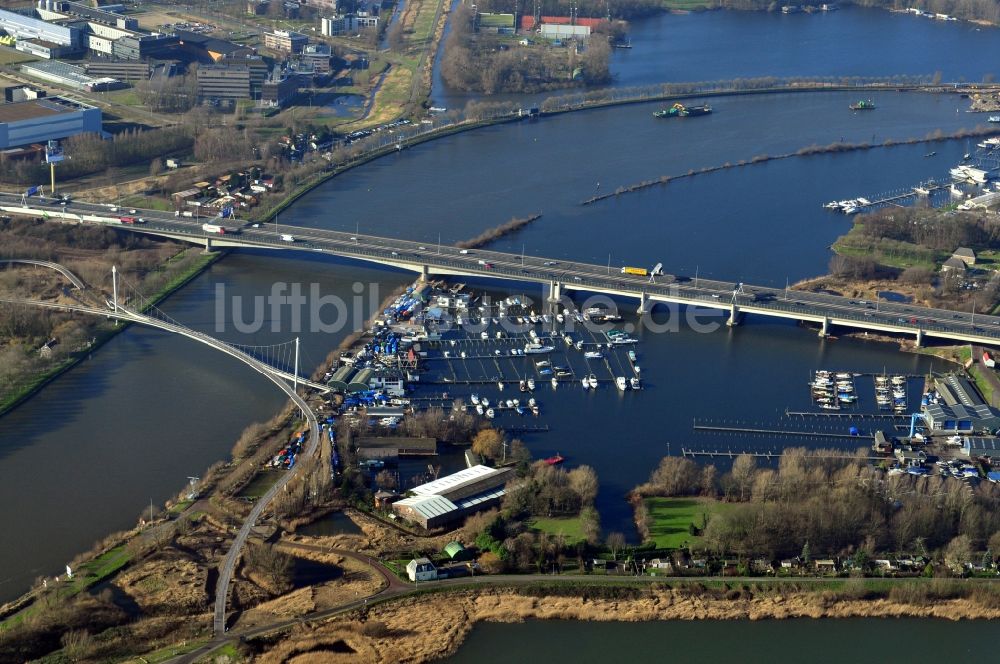 Amsterdam von oben - Stadtteilansicht von Amsterdam der Haupstadt der Niederlande