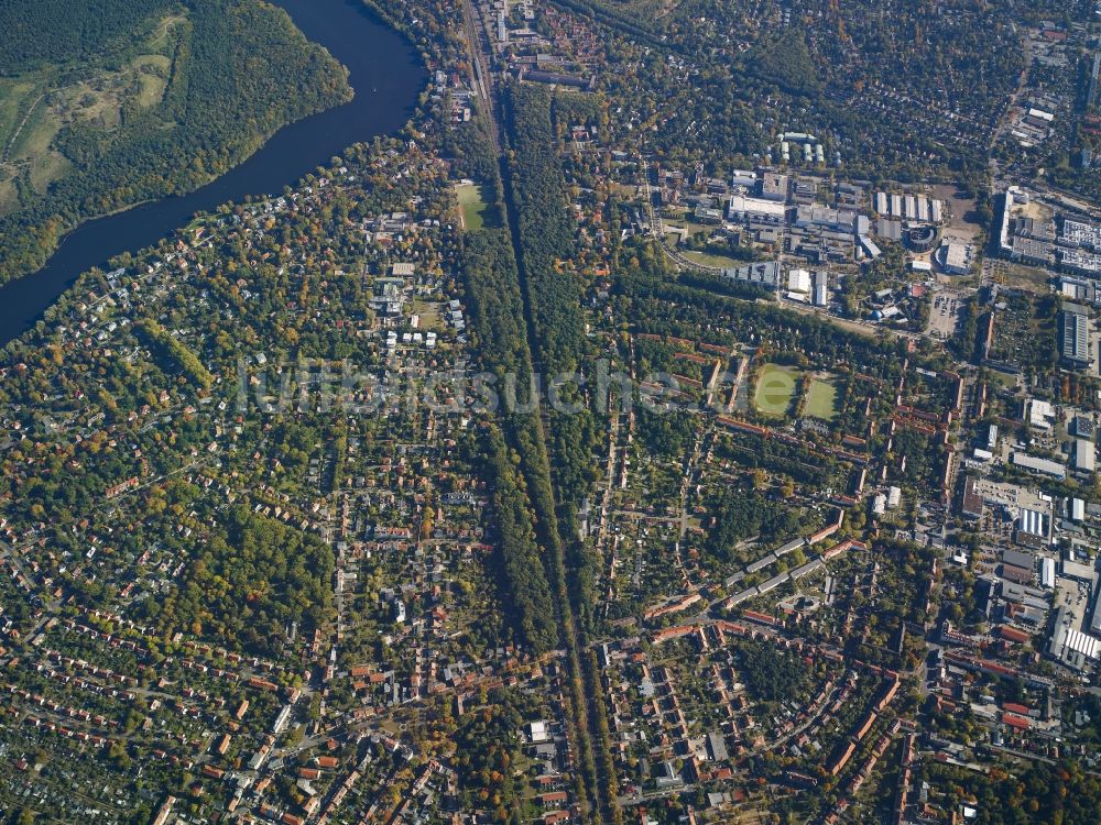 Potsdam aus der Vogelperspektive: Stadtteilansicht von Babelsberg im Osten von Potsdam im Bundesland Brandenburg