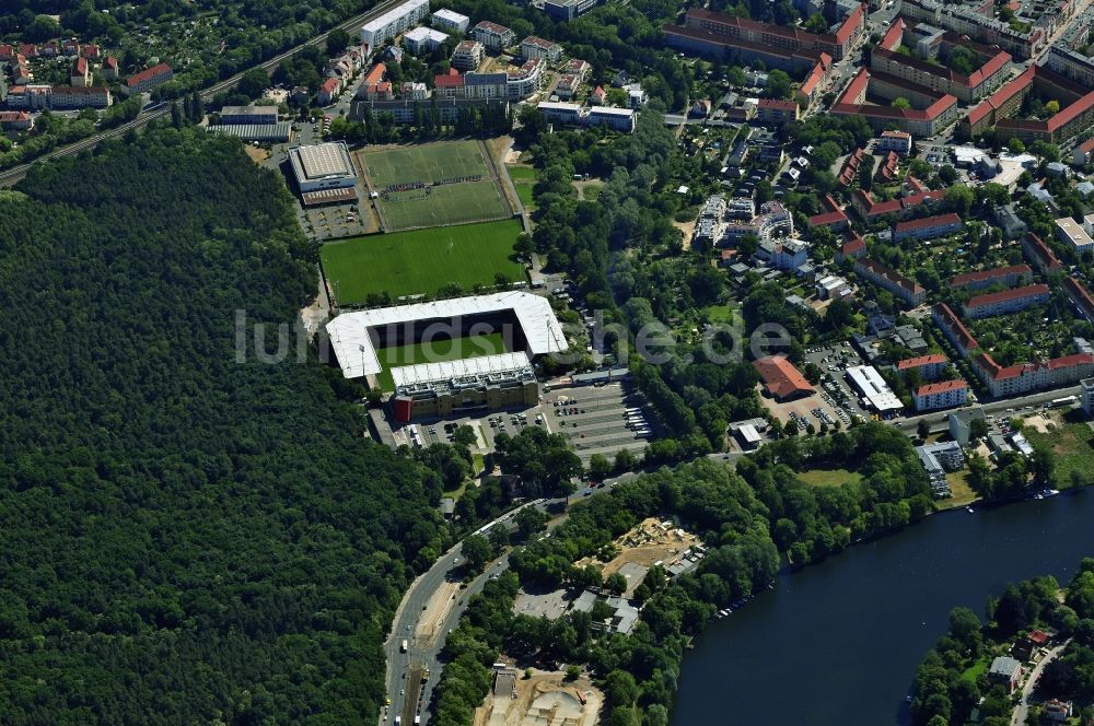 Berlin von oben - Stadtteilansicht von Berlin-Köpenick im Bezirk Treptow-Köpenick in Berlin