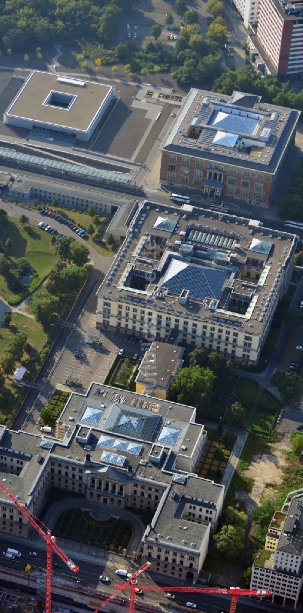 Luftbild Berlin - Stadtteilansicht von Berlin- Mitte mit dem Bundesrat, dem Landtag und dem Gropiusbau