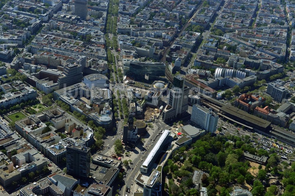 Luftbild Berlin - Stadtteilansicht der City West am Breitscheidplatz , Budapester Straße am Kudammm - Kurfürstendamm in Berlin - Charlottenburg