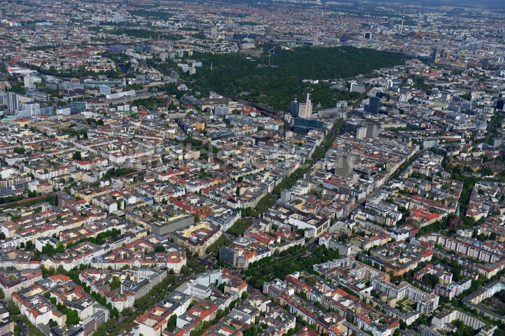 Luftaufnahme Berlin - Stadtteilansicht der City West am Kudammm Kurfürstendamm in Berlin - Charlottenburg