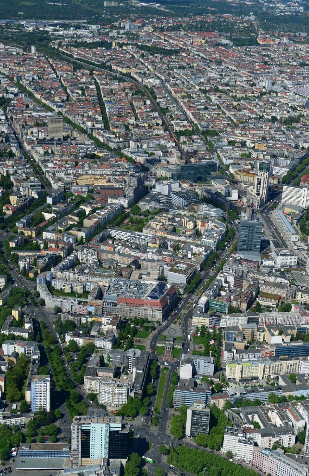 Luftbild Berlin - Stadtteilansicht der City West am Kudammm Kurfürstendamm in Berlin - Charlottenburg