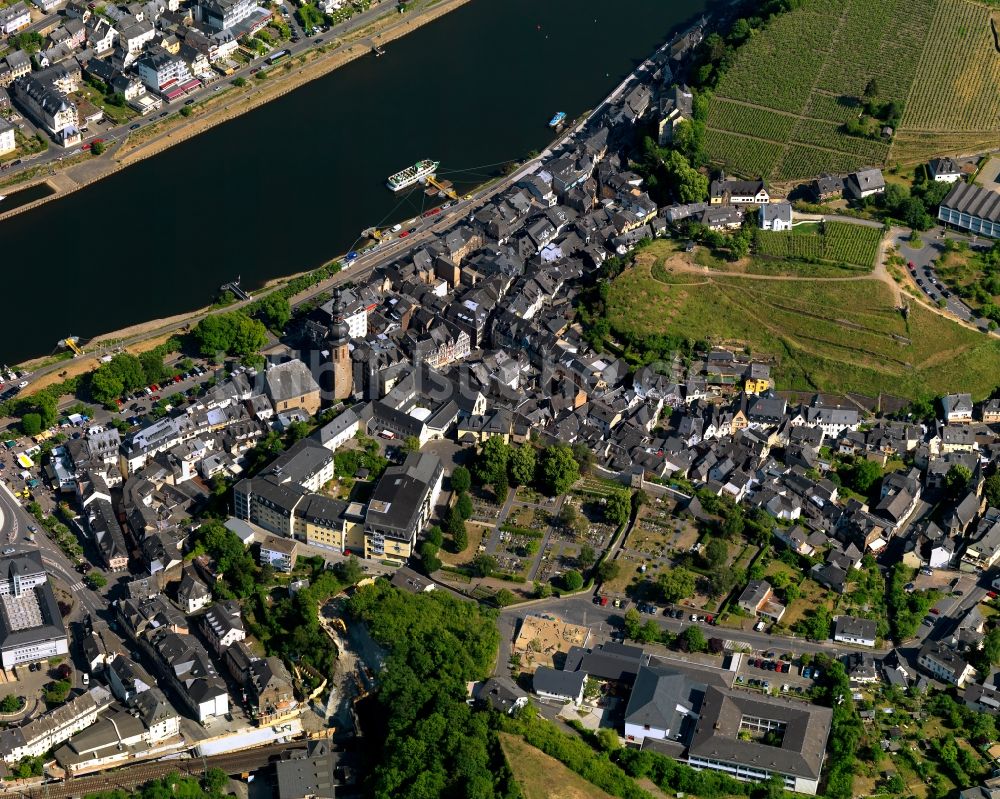 Luftaufnahme Cochem - Stadtteilansicht von Cochem im Bundesland Rheinland-Pfalz