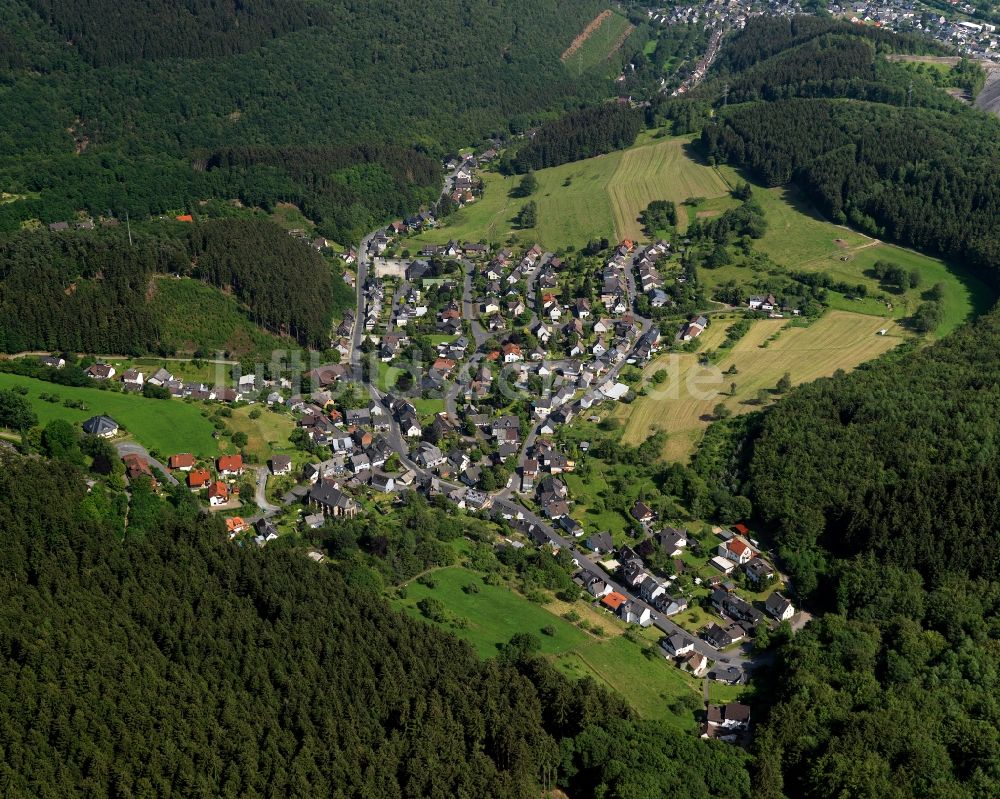 Herdorf von oben - Stadtteilansicht von Dermbach in Herdorf im Bundesland Rheinland-Pfalz