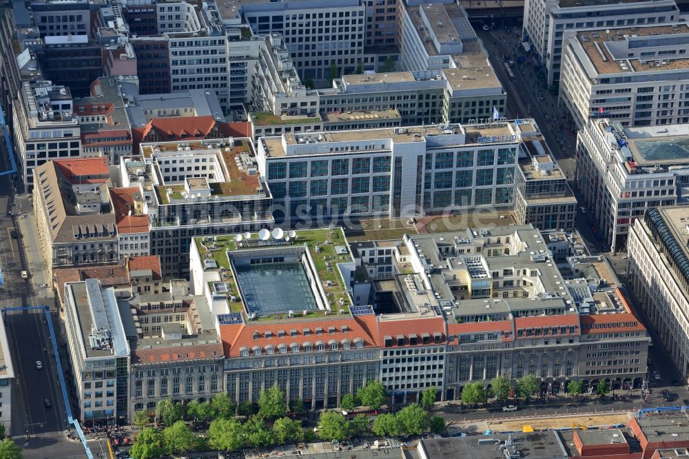 Luftbild Berlin - Stadtteilansicht der Gegend der Friedrichstrasse und Unter den Linden im Ortsteil Mitte in Berlin