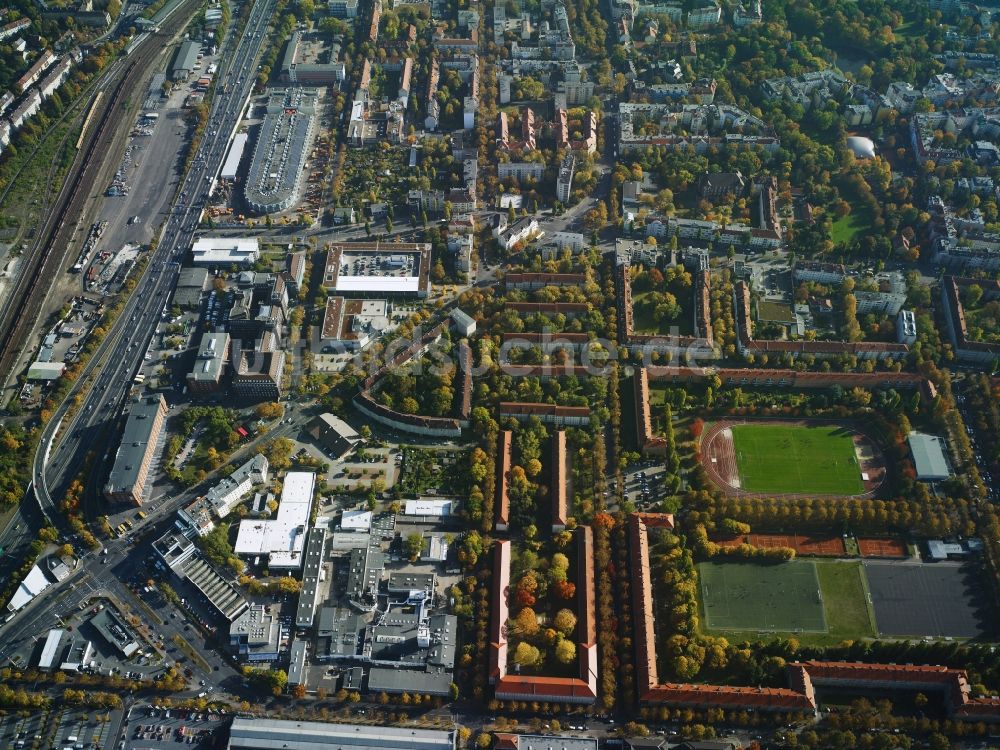 Luftbild Berlin - Stadtteilansicht des Gewerbe- und Wohngebietes entlang der Alboinstraße im Bezirk Tempelhof-Schöneberg in Berlin