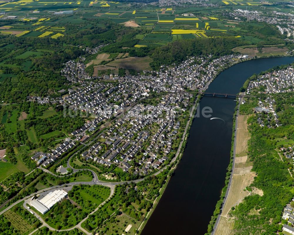 Luftbild Koblenz - Stadtteilansicht von Güls in Koblenz im Bundesland Rheinland-Pfalz