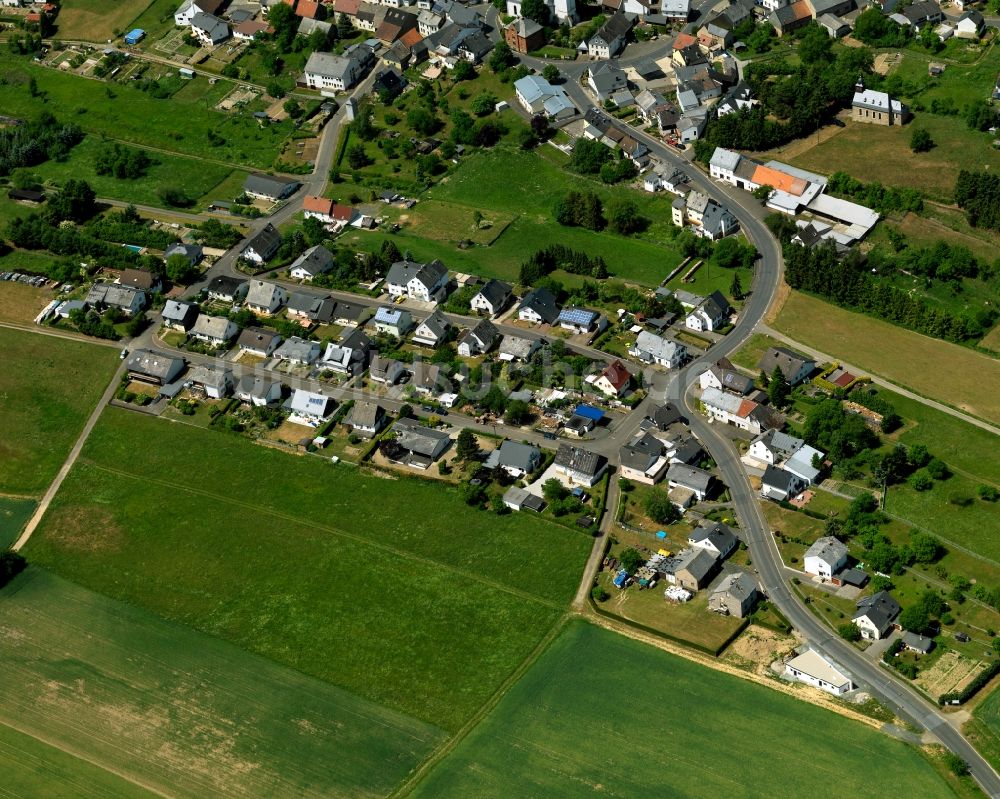 Hennweiler aus der Vogelperspektive: Stadtteilansicht von Hennweiler im Bundesland Rheinland-Pfalz