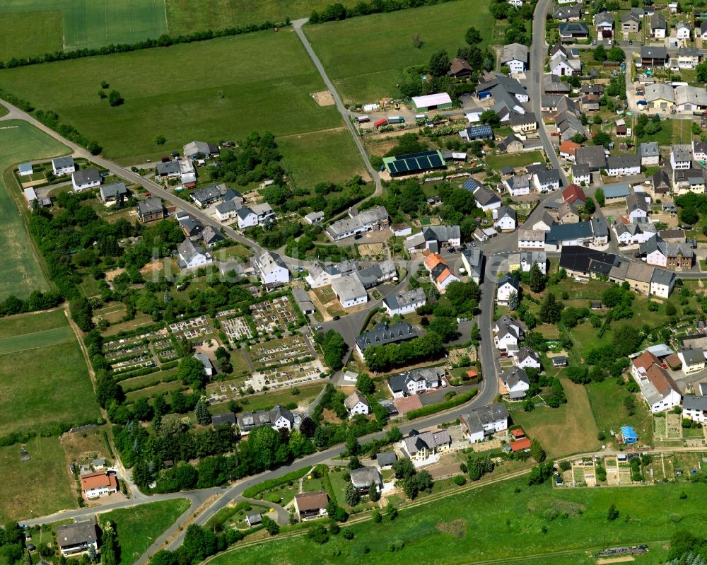 Luftaufnahme Hennweiler - Stadtteilansicht von Hennweiler im Bundesland Rheinland-Pfalz