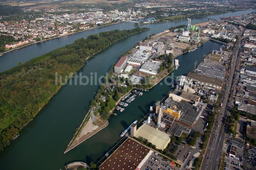 Luftbild Mainz - Stadtteilansicht des Industriegebietes am Rhein im Stadtteil Neustadt in Mainz im Bundesland Rheinland-Pfalz