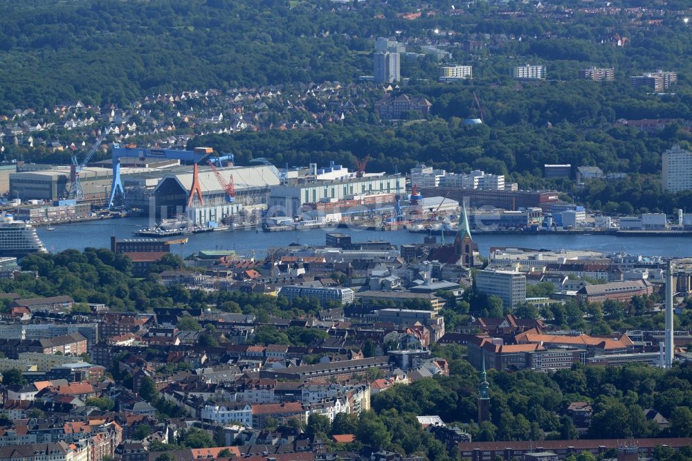 Kiel aus der Vogelperspektive: Stadtteilansicht der Innenstadt von Kiel und des Stadtteils Gaarden im Bundesland Schleswig-Holstein