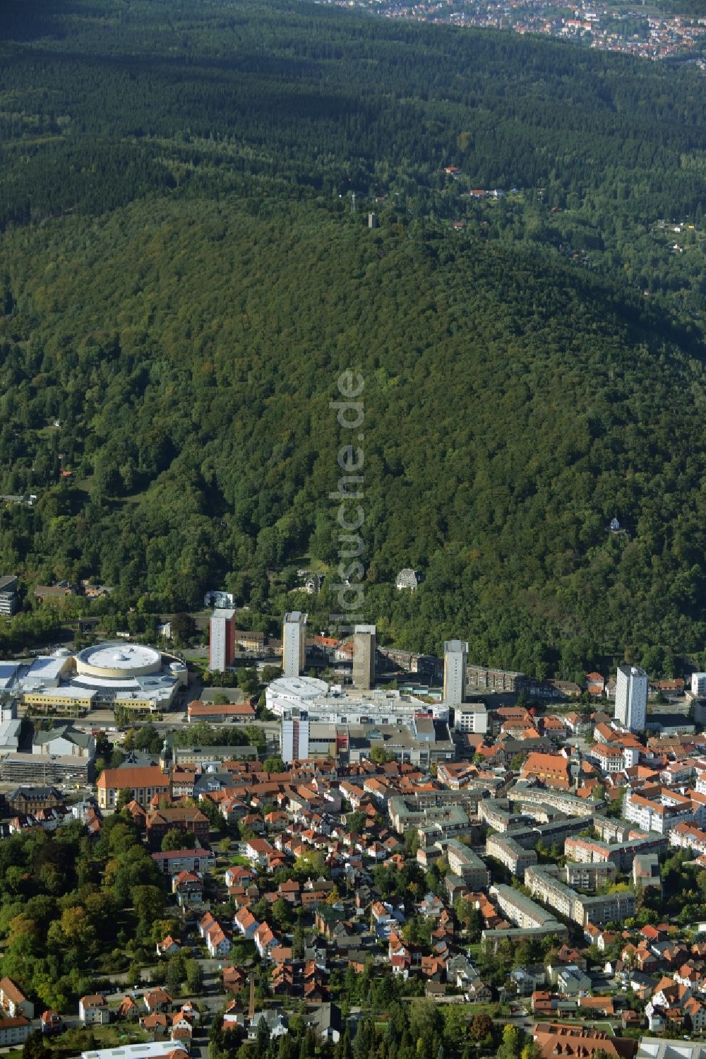 Suhl von oben - Stadtteilansicht der Innenstadt von Suhl im Bundesland Thüringen