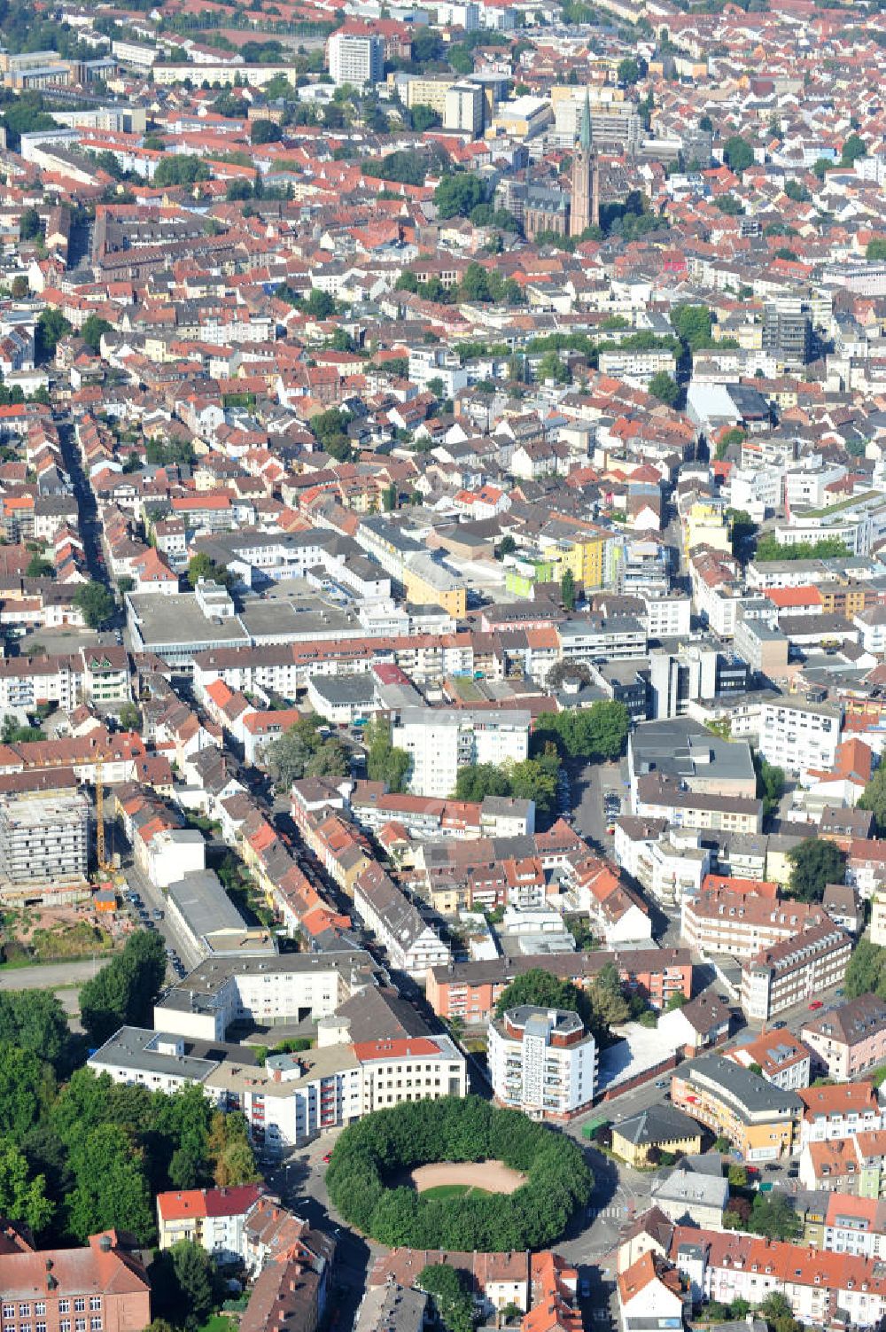 Kaiserslautern aus der Vogelperspektive: Stadtteilansicht Kaiserslautern mit Adolph-Kolping-Platz