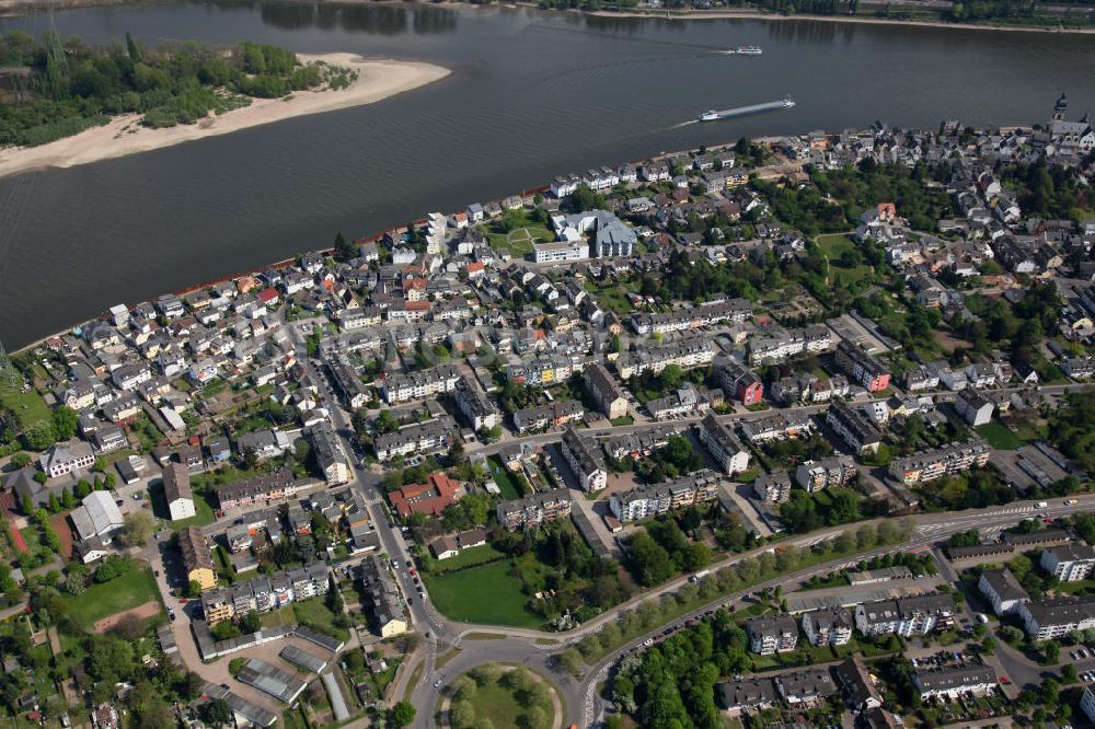 Koblenz Wallersheim aus der Vogelperspektive: Stadtteilansicht Koblenz Wallersheim am Rheinufer