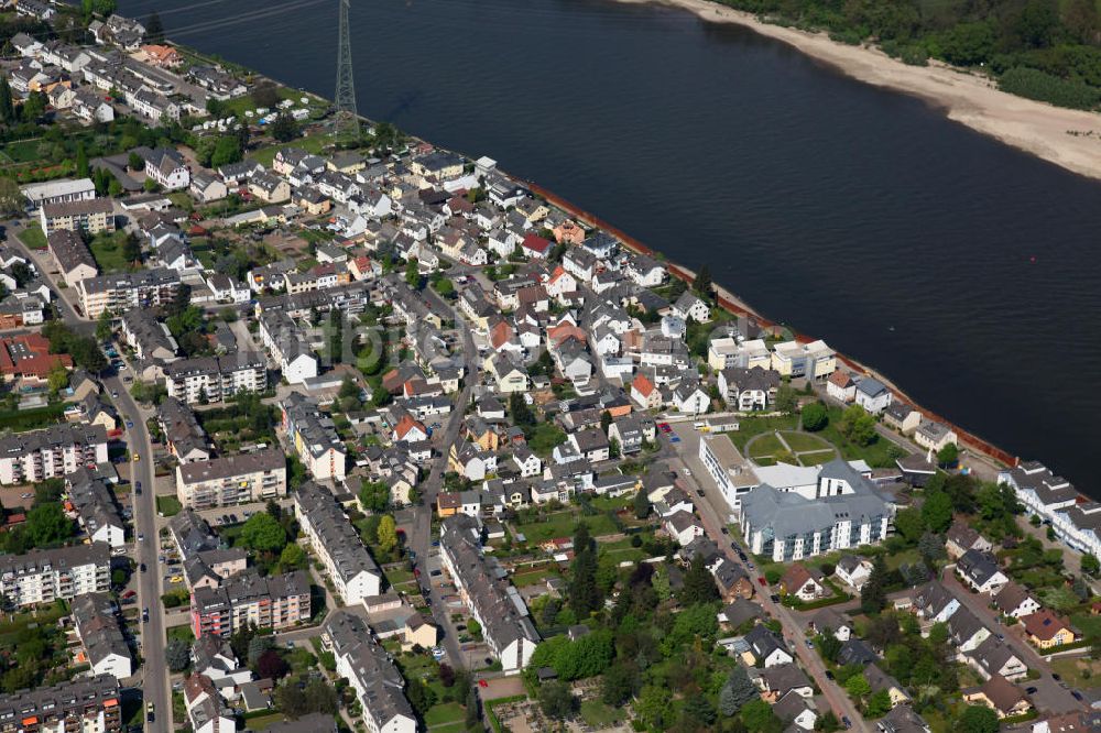 Koblenz Wallersheim aus der Vogelperspektive: Stadtteilansicht Koblenz Wallersheim am Rheinufer