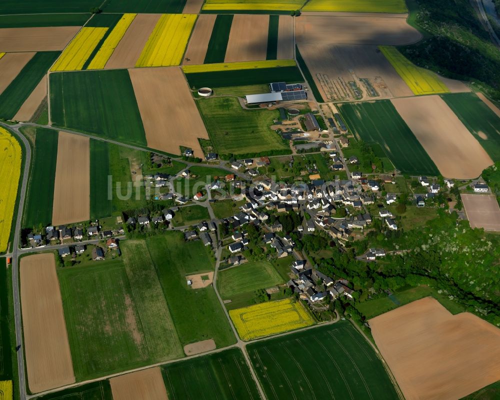 Luftaufnahme Münstermaifeld - Stadtteilansicht von Lasserg in Münstermaifeld im Bundesland Rheinland-Pfalz