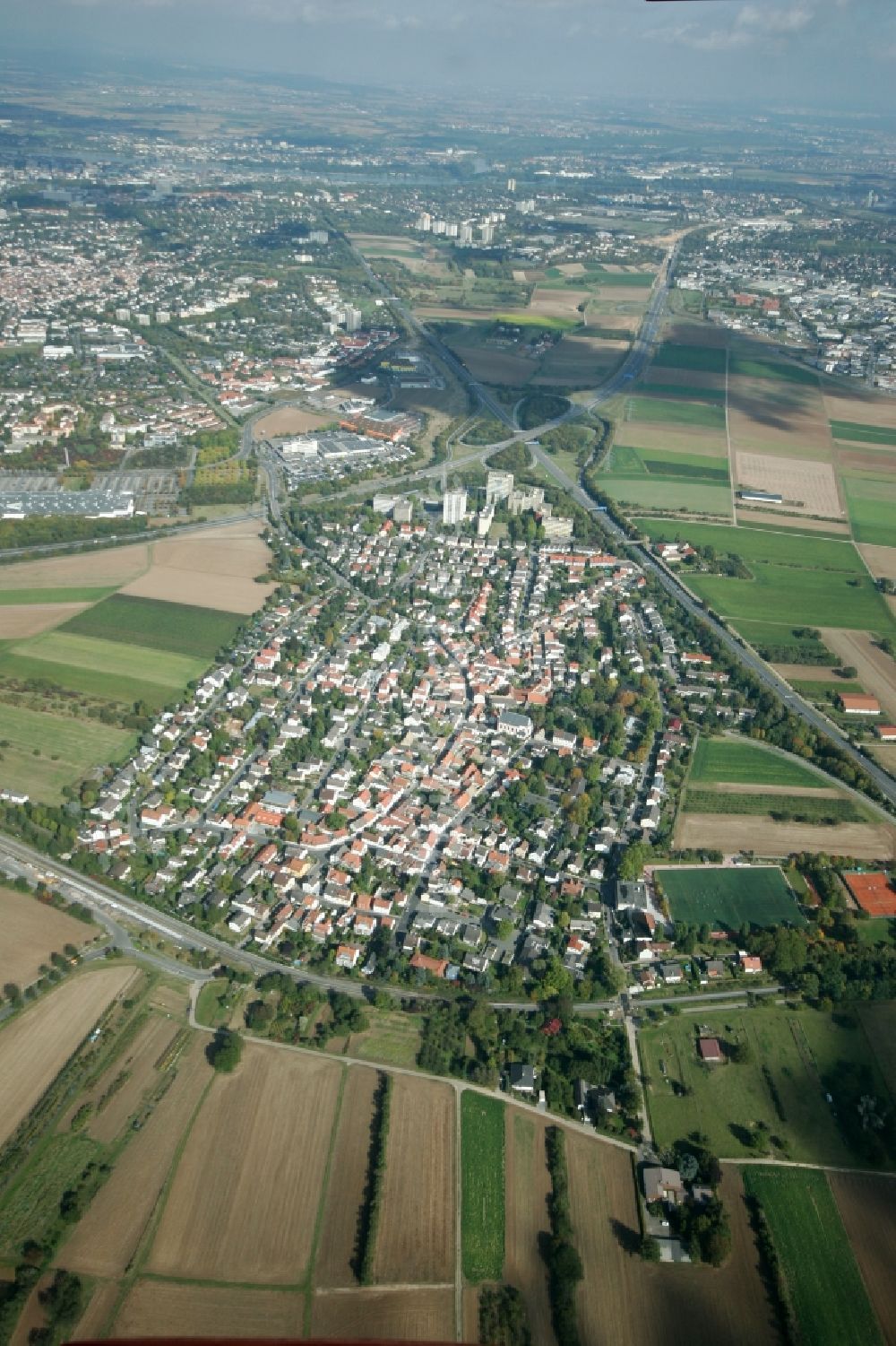 Mainz von oben - Stadtteilansicht von Marienborn in Mainz im Bundesland Rheinland-Pfalz