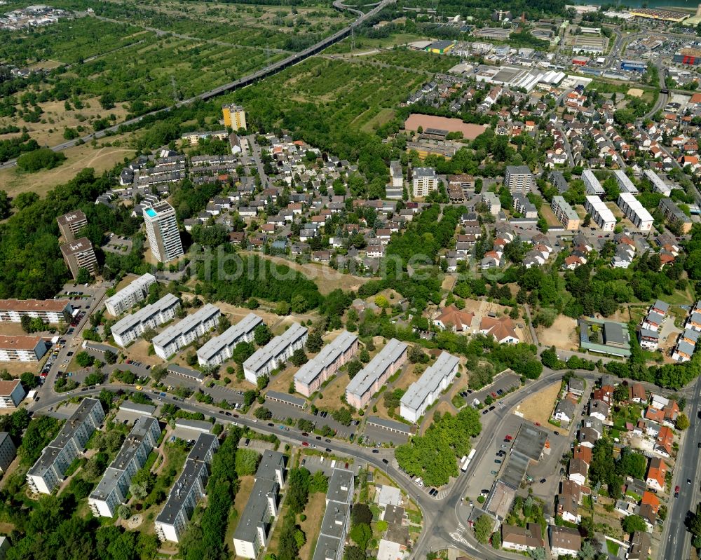 Mainz von oben - Stadtteilansicht von Mombach in Mainz im Bundesland Rheinland-Pfalz