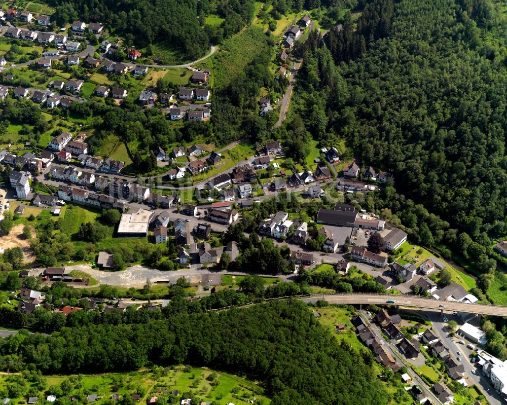 Niederfischbach von oben - Stadtteilansicht von Niederfischbach im Bundesland Rheinland-Pfalz