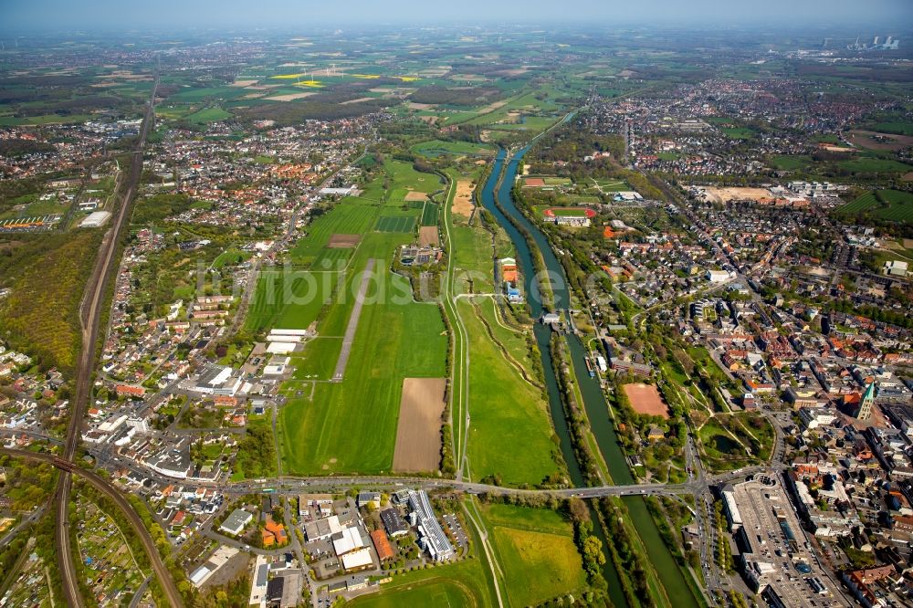 Hamm von oben - Stadtteilansicht des Nordens von Hamm mit den Lippeauen am Ufer des Flusses Lippe und des Datteln-Hamm-Kanal im Bundesland Nordrhein-Westfalen