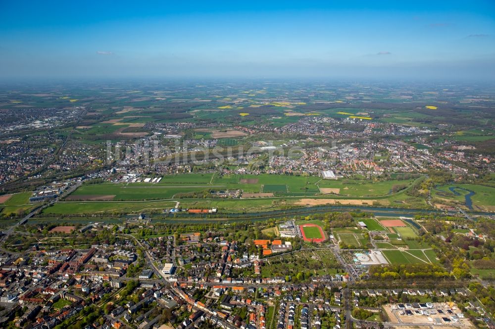 Hamm von oben - Stadtteilansicht des Nordens von Hamm mit den Lippeauen am Ufer des Flusses Lippe und des Datteln-Hamm-Kanal im Bundesland Nordrhein-Westfalen