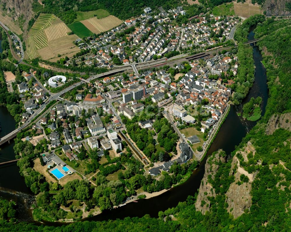 Luftaufnahme Bad Münster am Stein-Ebernburg - Stadtteilansicht des Ostens von Bad Münster am Stein-Ebernburg im Bundesland Rheinland-Pfalz