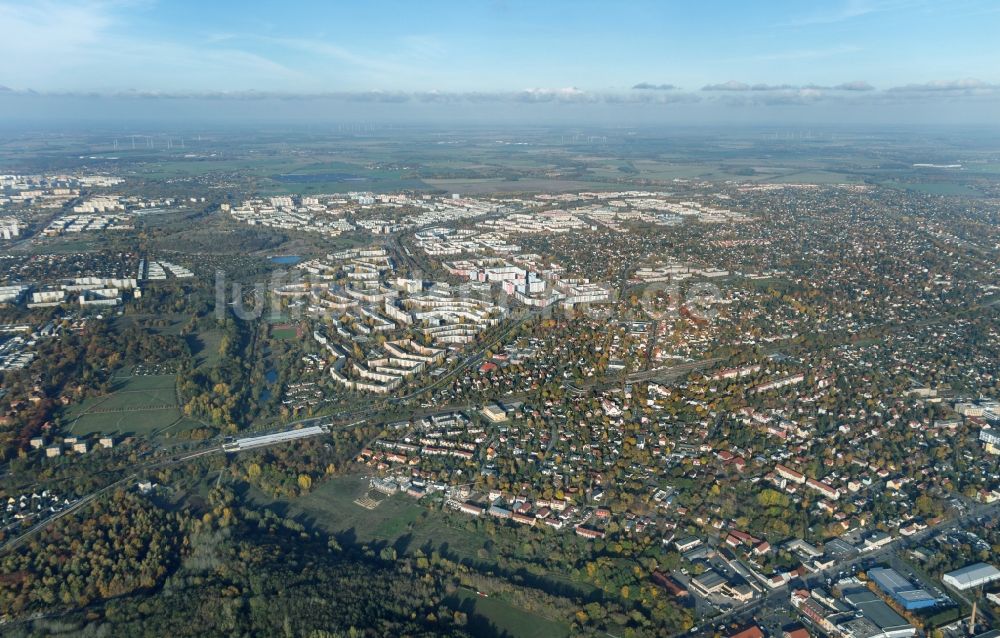 Luftbild Berlin - Stadtteilansicht des Ostens von Hellersdorf im Bezirk Marzahn-Hellersdorf in Berlin