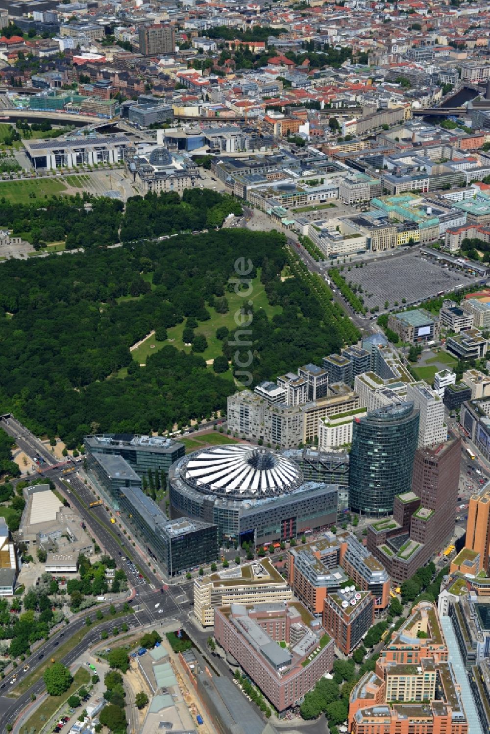 Berlin aus der Vogelperspektive: Stadtteilansicht Potsdamer Platz im Ortsteil Tiergarten in Berlin