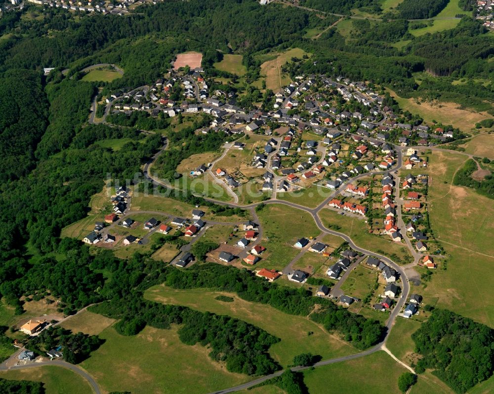 Idar-Oberstein von oben - Stadtteilansicht von Regulshausen in Idar-Oberstein im Bundesland Rheinland-Pfalz