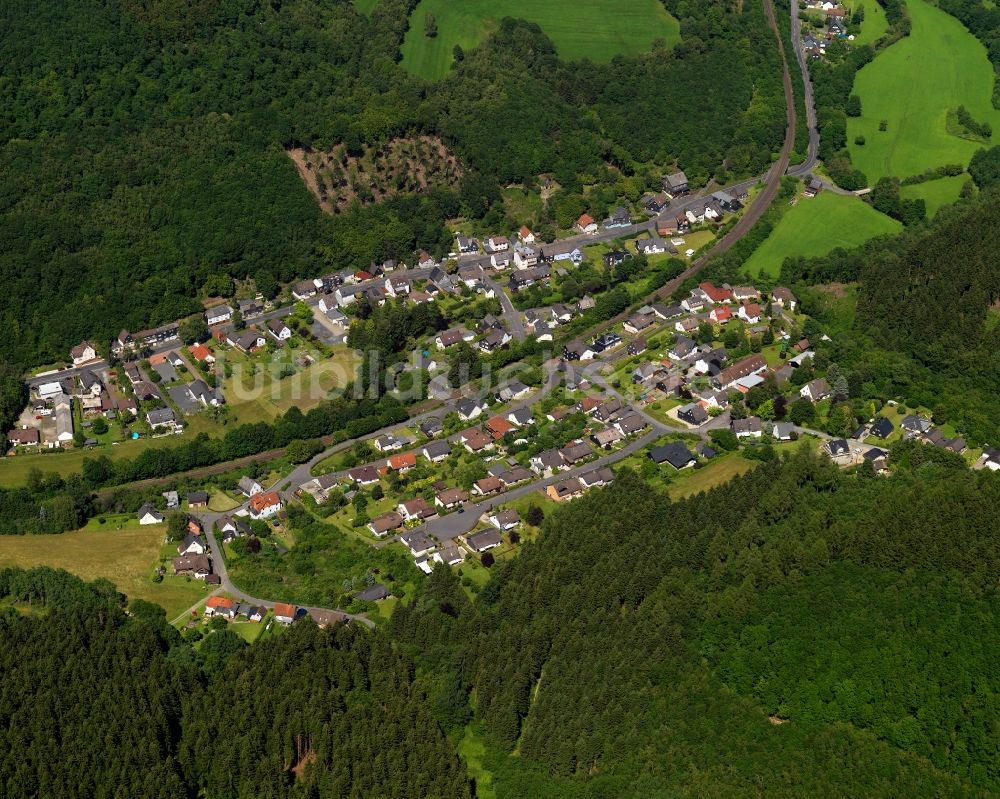 Herdorf von oben - Stadtteilansicht von Sassenroth in Herdorf im Bundesland Rheinland-Pfalz