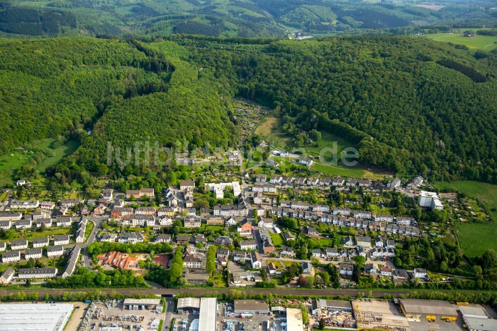 Hagen aus der Vogelperspektive: Stadtteilansicht des Südens von Haspe im Tal der Ennepe im Westen von Hagen im Bundesland Nordrhein-Westfalen