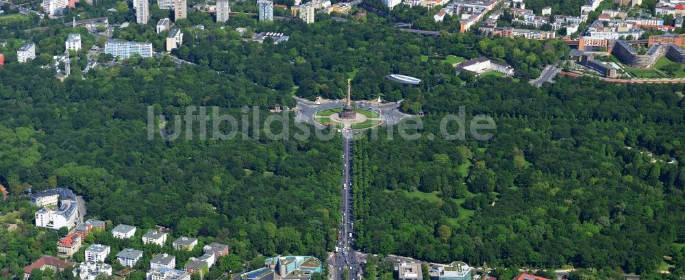 Berlin von oben - Stadtteilansicht mit Siegessäule und Kreisverkehr an der Straße des 17. Juni im Stadtpark Tiergarten in Berlin