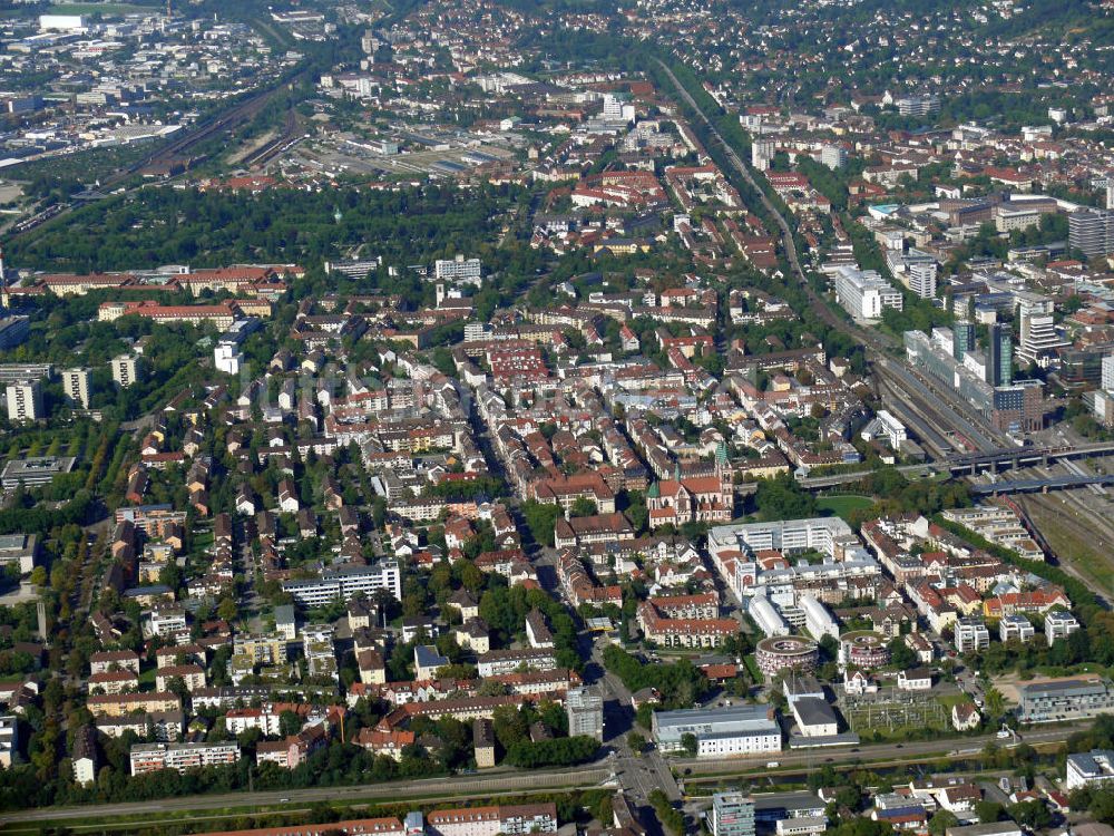 Luftaufnahme Freiburg im Breisgau - Stadtteilansicht von Stühlinger in Freiburg, Baden-Württemberg