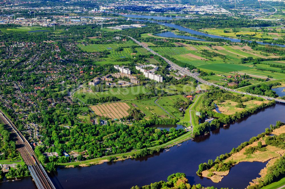 Luftbild Hamburg - Stadtteilansicht von Stillhorn an der Autobahn A1 im Süden von Hamburg