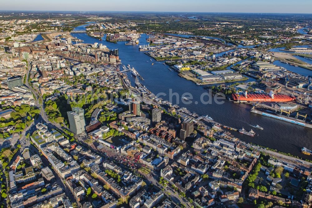 Hamburg aus der Vogelperspektive: Stadtteilansicht von St.Pauli mit Geschäftsgebäuden und Hochhäusern nördlich der St.Pauli Reeperbahn in Hamburg