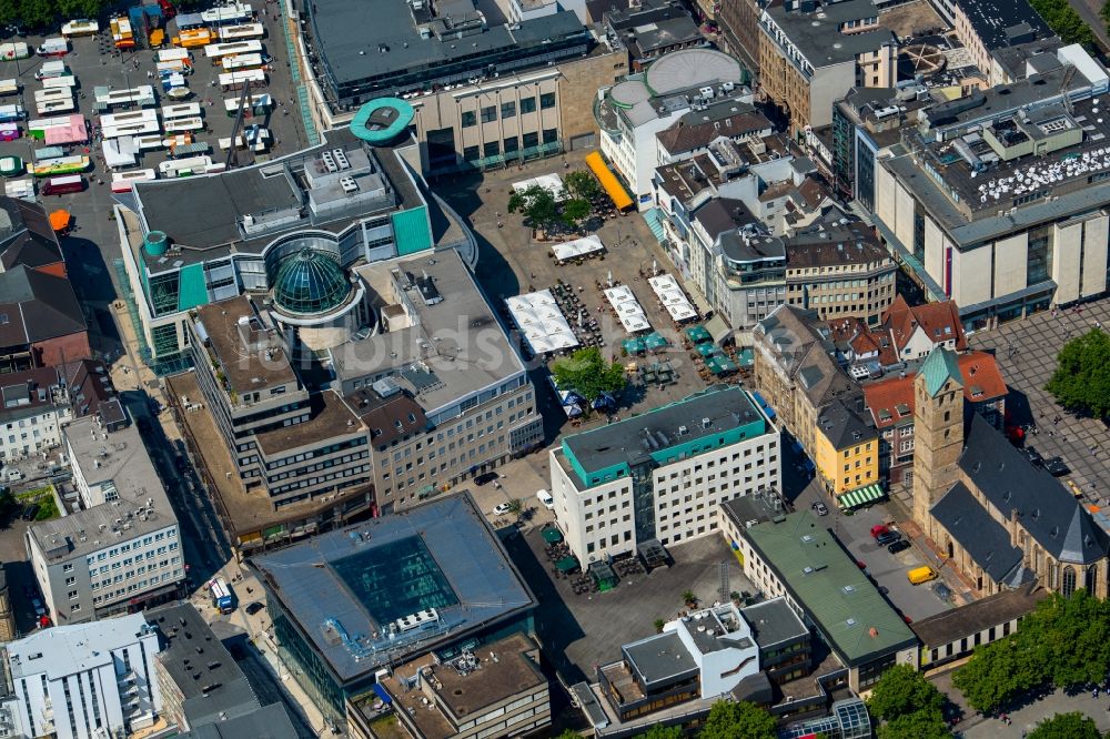 Dortmund aus der Vogelperspektive: Stadtteilansicht der Umgebung des Alten Markt und Hansa-Carré in der Innenstadt von Dortmund im Bundesland Nordrhein-Westfalen