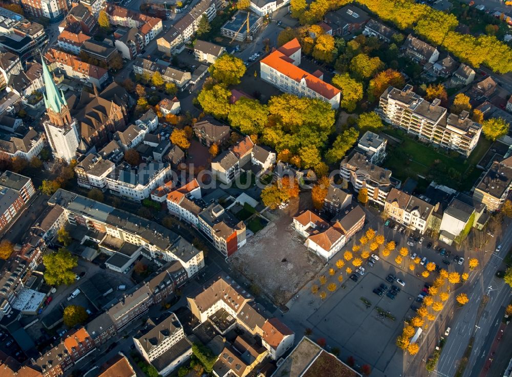 Luftaufnahme Gladbeck - Stadtteilansicht der Umgebung des herbstlichen Marktplatz nördlich der Wilhelmstraße in Gladbeck im Bundesland Nordrhein-Westfalen