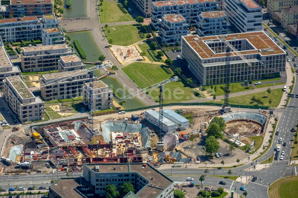 Luftaufnahme Essen - Stadtteilansicht des Uni-Viertels mit der Baustelle der Unternehmenszentrale der Funke Mediengruppe am Berliner Platz in Essen im Bundesland Nordrhein-Westfalen