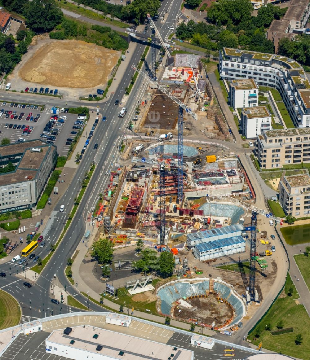 Luftbild Essen - Stadtteilansicht des Uni-Viertels mit der Baustelle der Unternehmenszentrale der Funke Mediengruppe am Berliner Platz in Essen im Bundesland Nordrhein-Westfalen