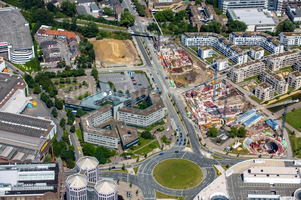 Luftbild Essen - Stadtteilansicht des Uni-Viertels mit der Baustelle der Unternehmenszentrale der Funke Mediengruppe am Berliner Platz in Essen im Bundesland Nordrhein-Westfalen