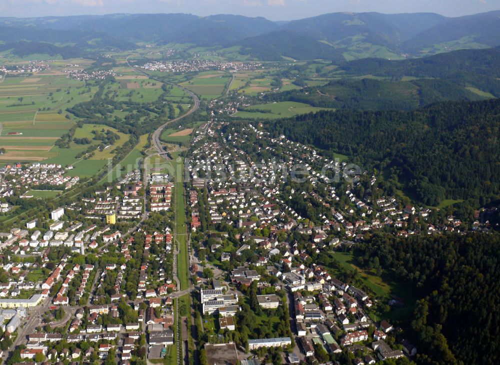 Luftaufnahme Freiburg im Breisgau - Stadtteilansicht von Waldsee in Freiburg, Baden-Württemberg